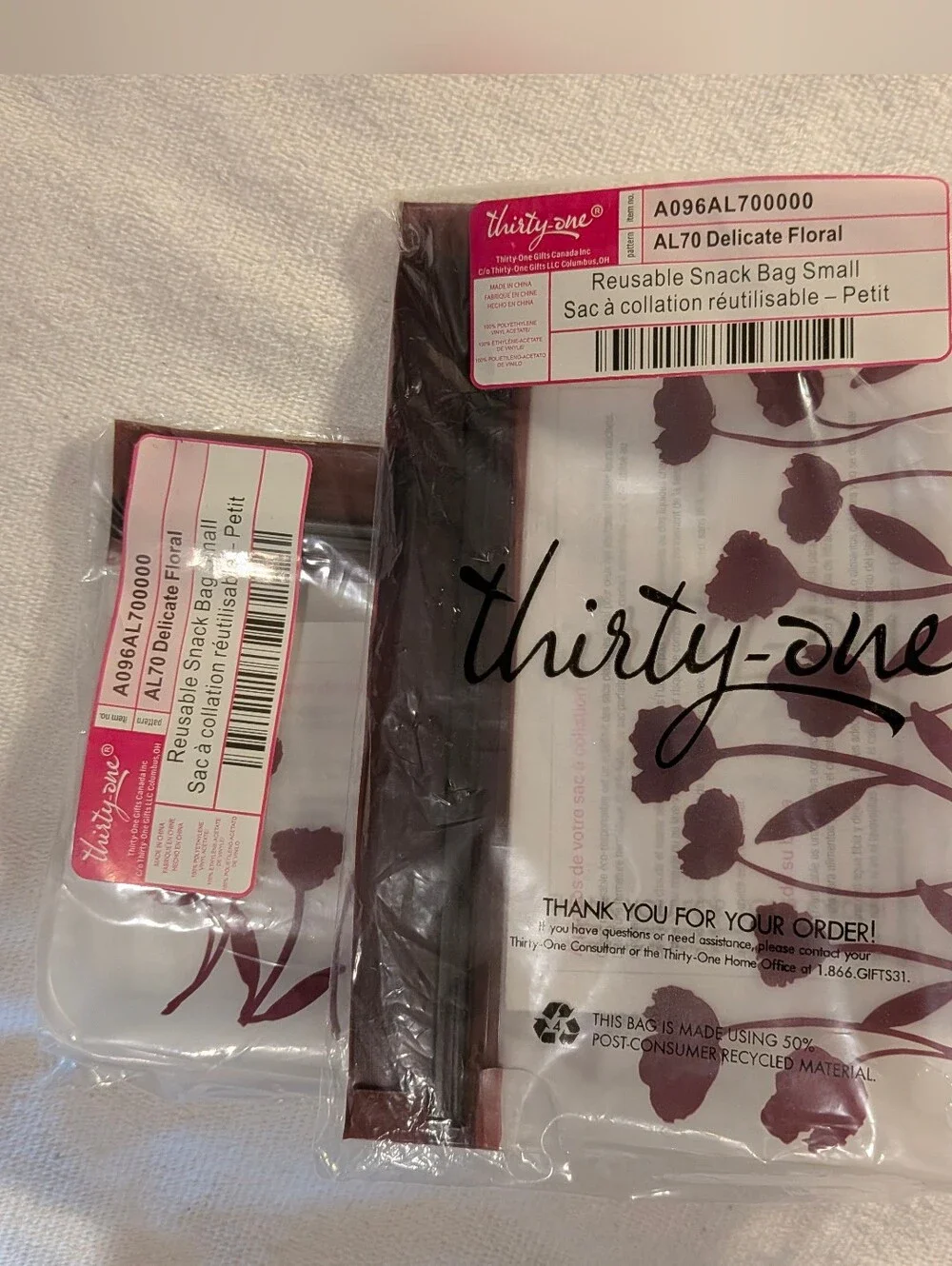 Thirty One 31 Plum Floral Reusable Snack Bags - Set Of 1 Medium And 1 Small